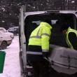 Trupul neînsufleţit al bărbatului a fost ridicat din sediul Poliţiei şi transportat la Serviciul Judeţean de Medicină Legală