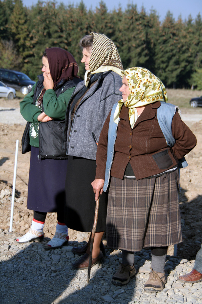 În așteptare. Foto: Marius ȘUIU