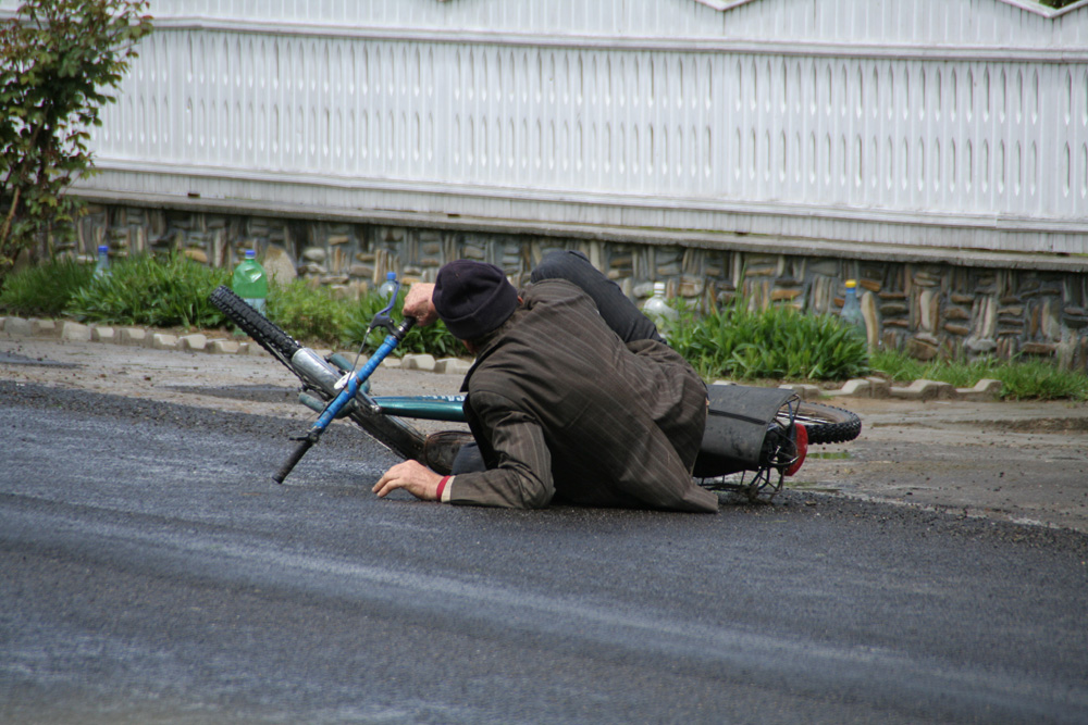 Drum anevoios... Foto: Marius SUIU