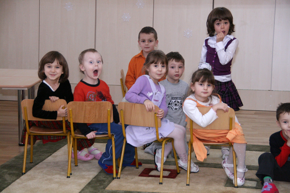 La mulţi ani de 1 iunie! Foto: Marius ŞUIU