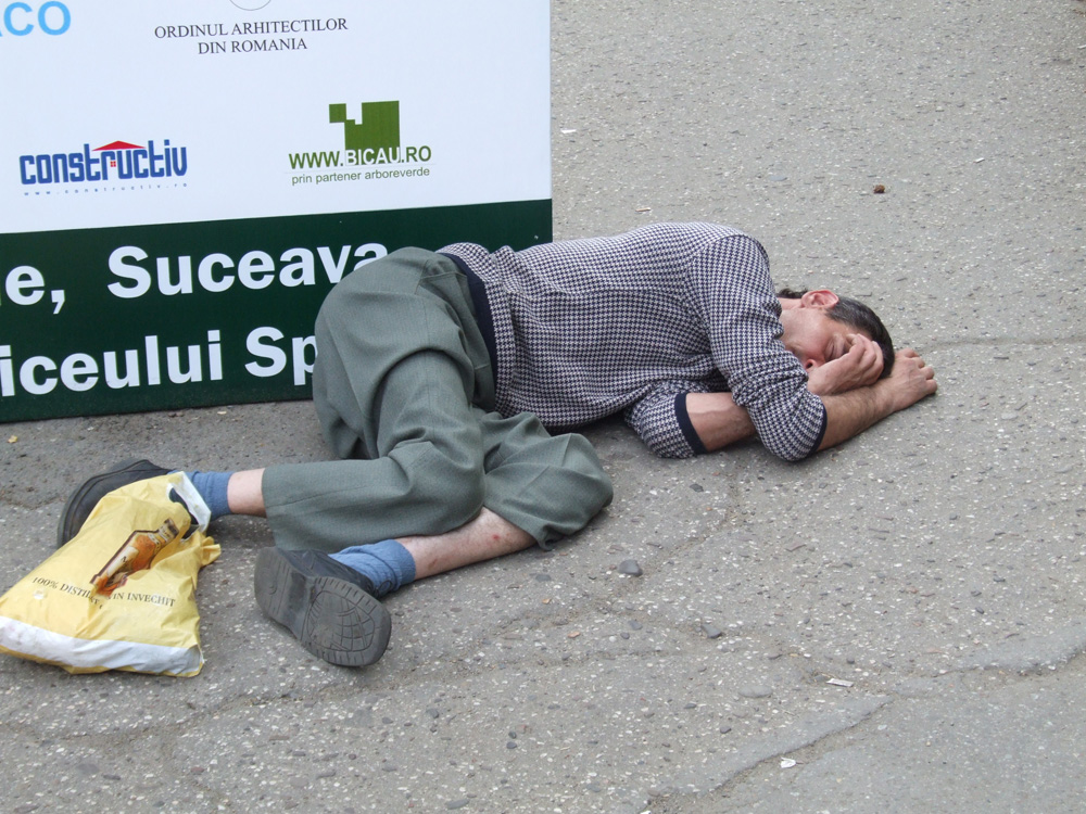 O scurtă pauză... publicitară. Foto: Corneliu ACASANDRE