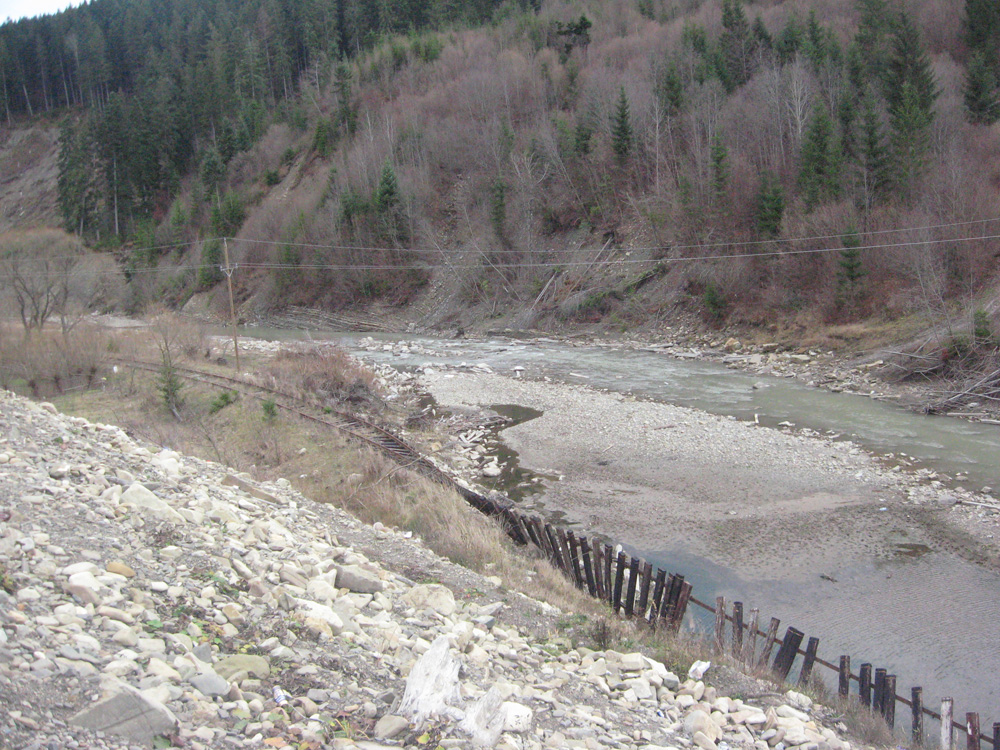 Pe aici trecea odată trenul... Ulma. Foto: Florin PAIU
