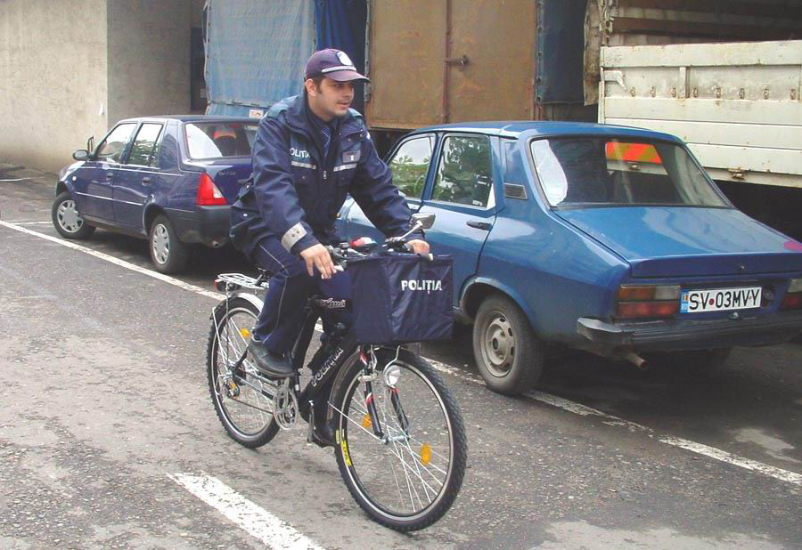 Poliţia călare. Foto: Sergiu RUSU
