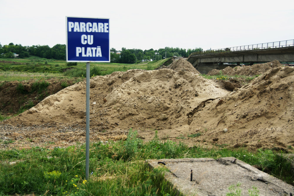 Parcare cu plată. Foto: Marius ŞUIU