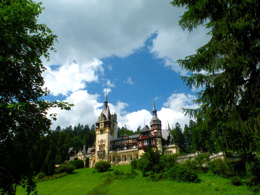 Castelul Peles - cel mai vizitat muzeu din România. Foto: Mihai Atomei