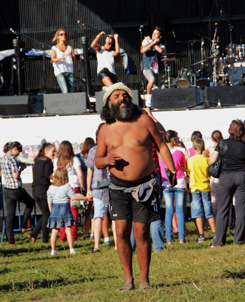 În ritm de dans. Foto: Marius ŞUIU