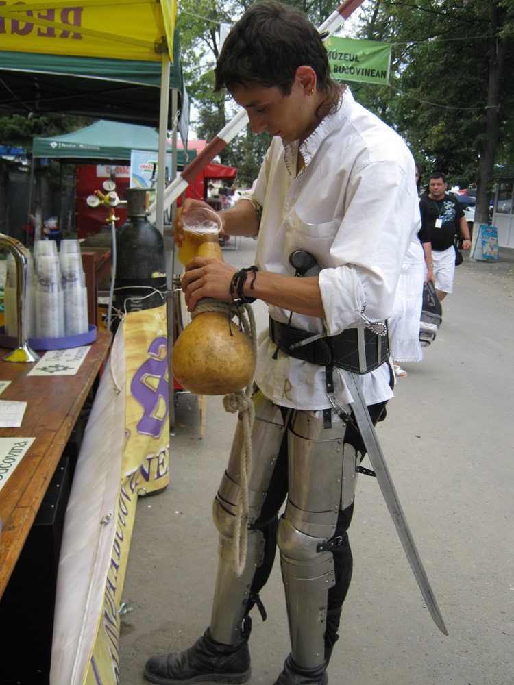 Hidratare cavalerească. Foto: Iustin BUCULEI