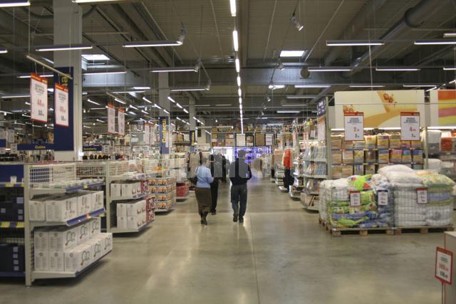 Pentru clienţi: Supermarket-ul METRO din Suceava şi-a schimbat înfăţişarea