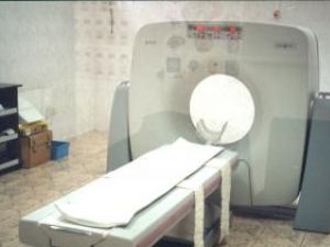 Lipsuri fatale: Asistentă condamnată la moarte de lipsa tomografului