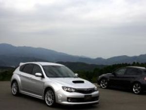 Dinamic: Subaru Impreza WRX Sti, focos motorizat