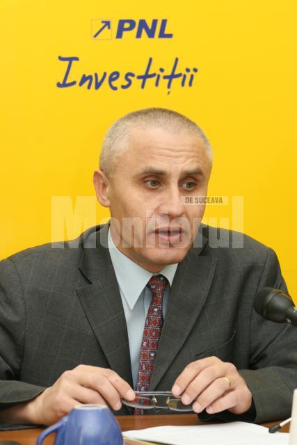 Aurel Burciu: „Traian Băsescu doreşte scindarea partidelor politice care nu-i promovează ideile”