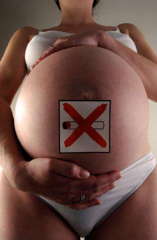Avertizare: Fumatul în timpul sarcinii afectează fertilitatea copiilor de sex masculin