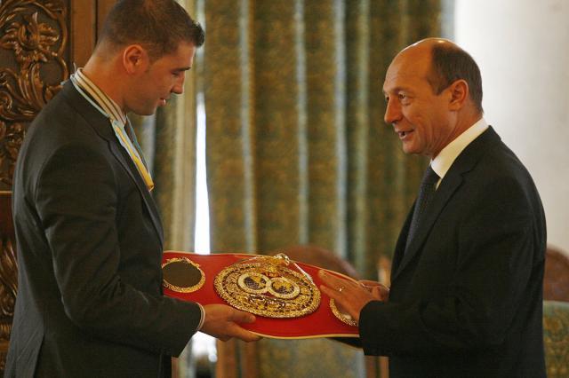 Bute şi Băsescu, schimb de amabilităţi la Cotroceni