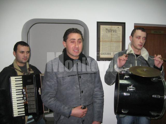 Alexandru Recolciuc împreună cu Grupul „Cetina”