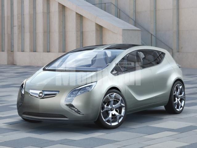Opel Flextreme, pus pe economii mari