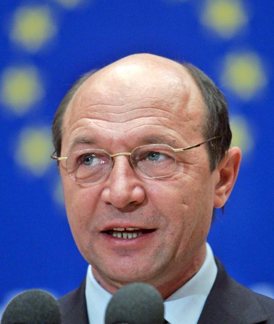 Traian Băsescu a constat că probleme greviştilor sunt reale