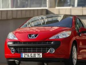 Industrie: Peugeot 207, cel mai bine vândut model în 2007