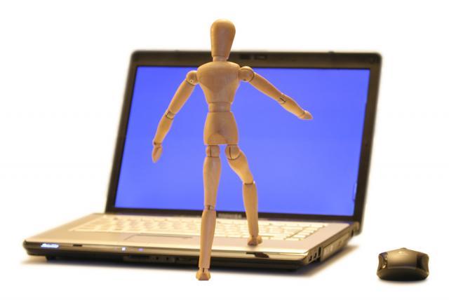 Preoţii sunt de părere că şi din folosirea Internetului şi a computerelor derivă numeroase păcate