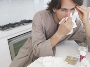 Anul acesta, virusul gripal afectează şi populaţia activă