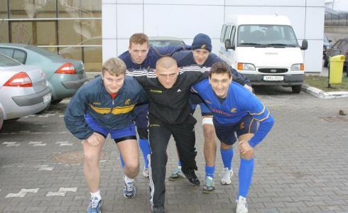 Directorul de rugby al Federaţiei Române de Rugby, neozeelandezul Ellis Mitchen, va debuta, astăzi în partida cu Georgia