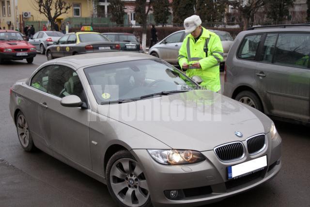 Atenţie şoferi!: Poliţiştii care îi vânează pe şoferii fără centuri au împânzit toată Suceava