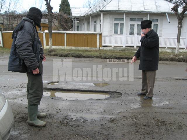 Mihai Olaru, suparat de gropile din asfalt