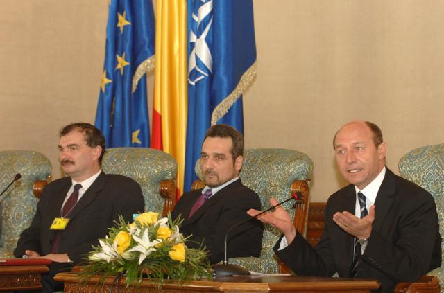 Preşedintele Băsescu a discutat două ore cu reprezentanţii partidelor politice