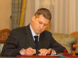 Avocatul Cătălin Predoiu, îşi preia, astăzi, oficial postul de ministru al Justiţiei