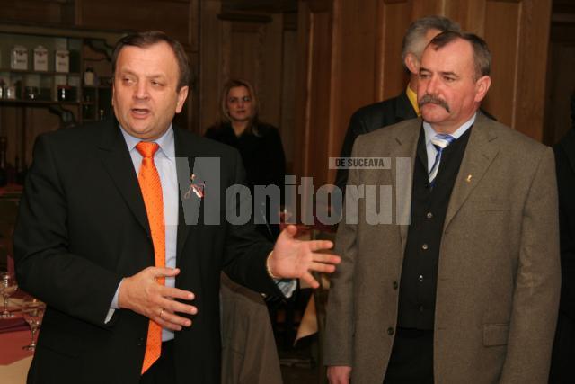 Senatorul Flutur şi Gheorghe Niţă, candidatul PDL la Primăria Gura Humorului