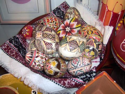 Tradiţie: Festivalul Naţional al Ouălor Încondeiate, ediţia a V-a, Ciocăneşti