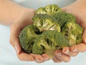 Broccoli poate încetini îmbătrânirea