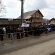 Lozinci, tălăngi, trompete şi lapte pe jos, la protestul fermierilor