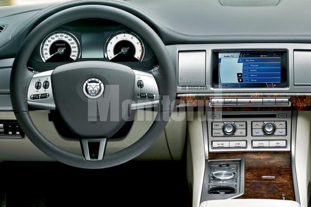 Jaguar XF 2008