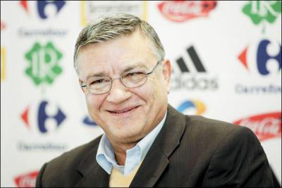 Mircea Sandu, autorul scandalului de la vârful fotbalului românesc