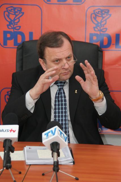 Gheorghe Flutur: “În ultima perioadă găsim un Consiliu Judeţean fără conducere, plecată în campanie electorală”