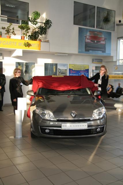 Auto: Test drive cu noul Renault Laguna la Darex Suceava
