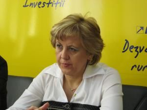 Angela Zarojanu: „Personal am rămas surprinsă de acest cameleon PD-L”