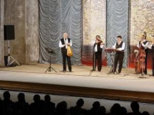 Cultural: Bucovina, „cântată” de maestrul Tudor Gheorghe