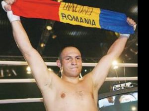 Adrian Diaconu, un boxer cu greutate pentru adversari