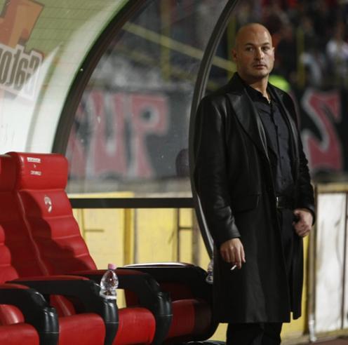 Paskany a stat pe bancă cu noroc pentru echipa sa