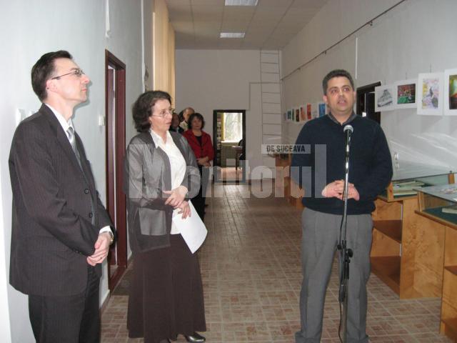 Expoziţie de caricatură a graficianului satiric Ovidiu Ambrozie Bortă - BOA intitulată „BOA(la) la români