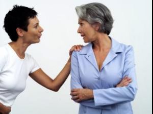 Menopauza rezolvă tensiunile dintre neveste şi soacrele lor
