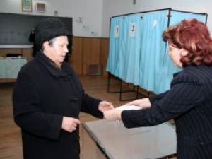 Alegeri locale: Aproape 95.000 de suceveni sunt aşteptaţi la vot