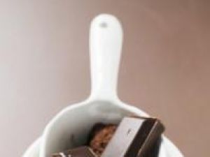 Ciocolata neagră scade colesterolul şi tensiunea arterială<br />Foto: FoodCollection