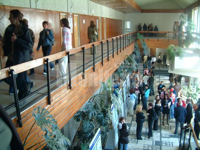 Cifra de şcolarizare: Universitatea Suceava scoate la concurs peste 3000 de locuri de admitere la facultate