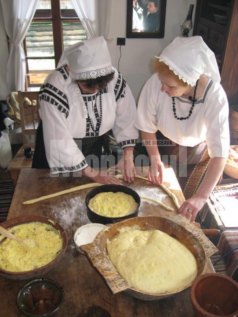 Joia Mare: Pasca, babele şi cozonacii