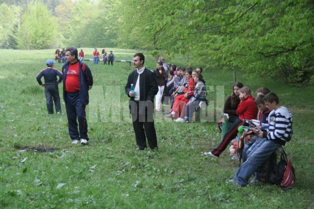 În aer liber: Sucevenii au serbat ziua de 1 Mai la iarbă verde