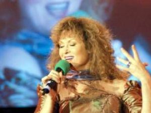 Cultural: Angela Similea şi Ovidiu Komornyik vor cânta la Suceava „De dragul tău”