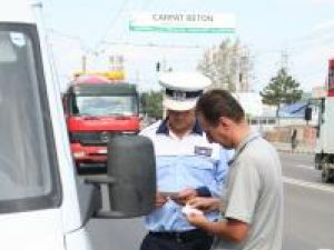 Zeci de permise de conducere suspendate, de 1 Mai, pe litoral