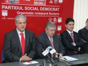 Liderii PSD critică „opulenţa” campaniei electorale a PD-L